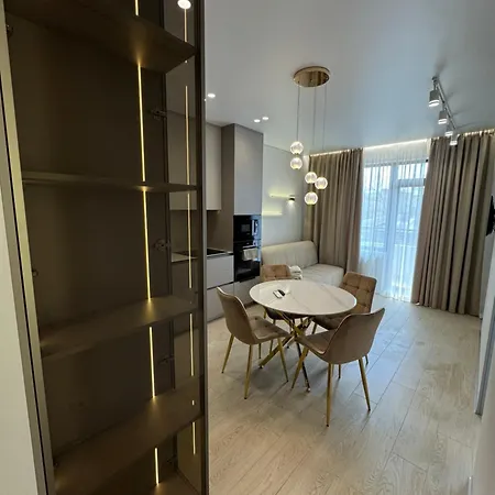Apartment с новым ремонтом в районе аркадии, 5 станция фонтанской дороги Odesa